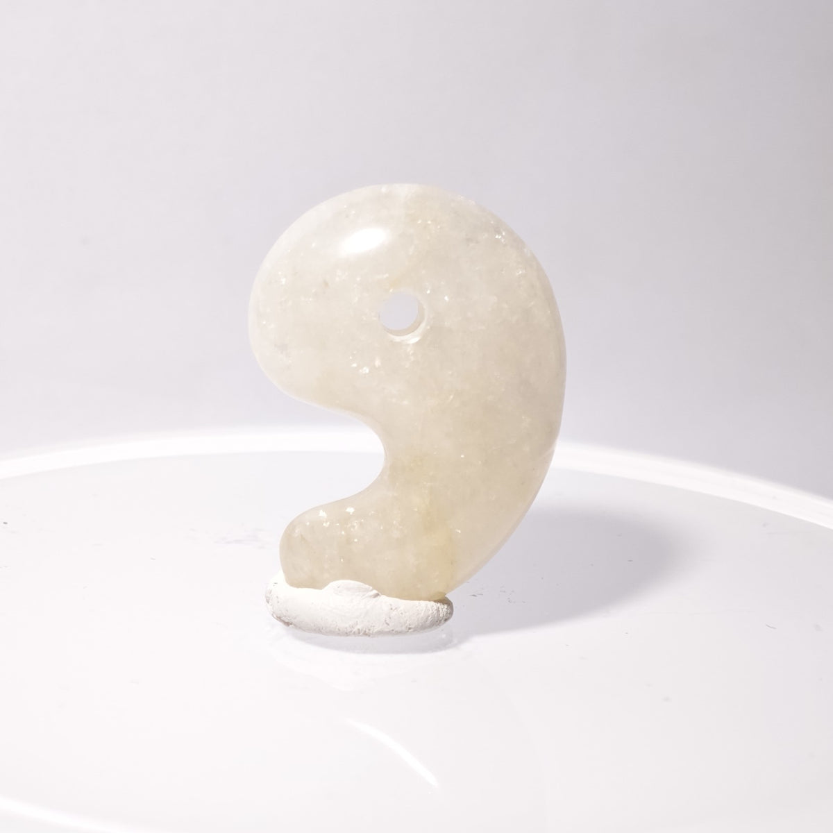 【33mm勾玉】静岡水晶 - 淺白(Sizuoka Quartz) - MT-SQ-21
