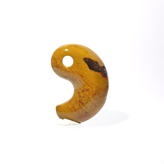 【34mm勾玉】佐渡油布黄玉 (SADO YUFUOGYOKU) - MT-SY-2