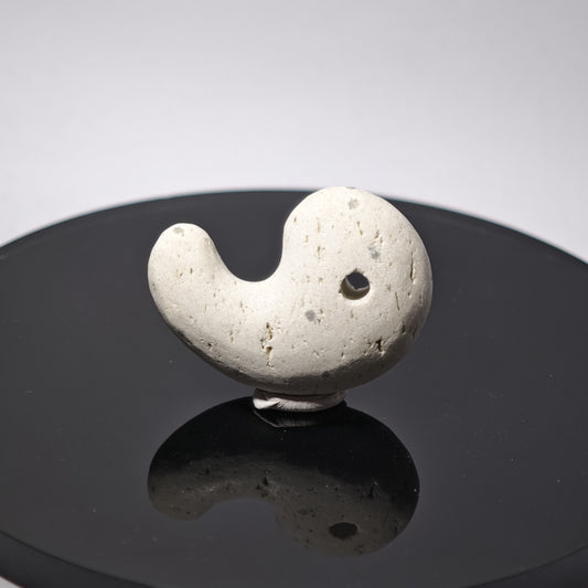 【33mm勾玉】熊本県白天草石(White AMAKUSA Stone) - MT-WAS-1