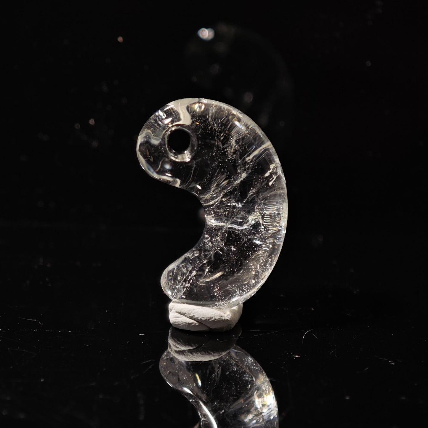 【30mm勾玉】山梨黑平白水晶A級(Yamanashi Kurobera Quartz) - MT-KB-10