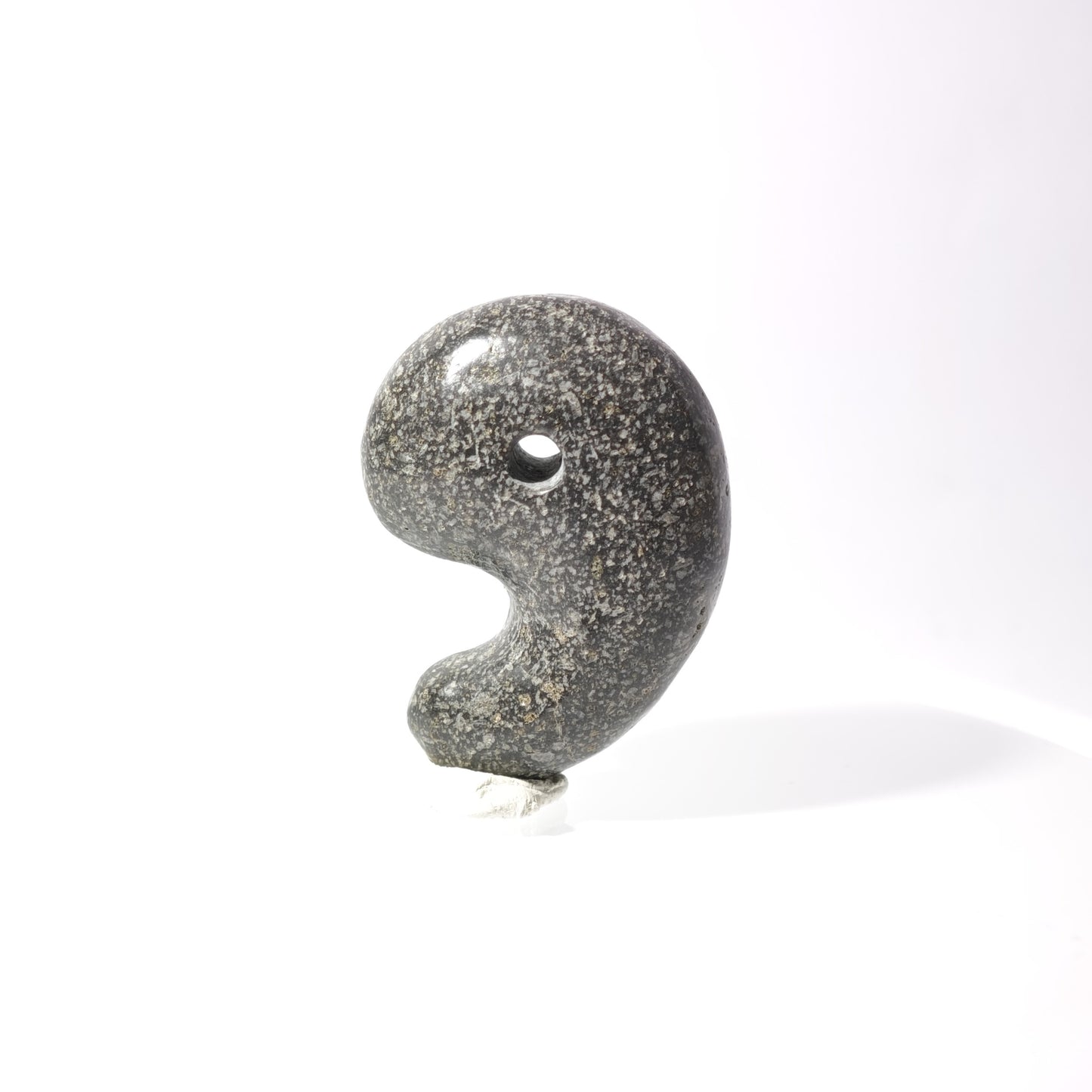 【33mm勾玉】霊峰富士溶岩(FUJI Lava Stone) - MT-FJ-13