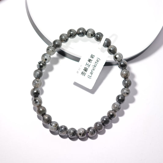 6mm+/- 歪鹼正長岩(Larvikite) - JP-LE-6